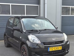 Daihatsu Sirion 2 - 1.0-12V Premium