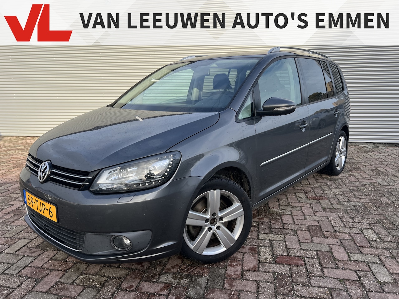 Volkswagen Touran - 1.4 TSI Highline | Nieuw Binnen! | Automaat | Navi | Trekhaak | 170PK - AutoWereld.nl