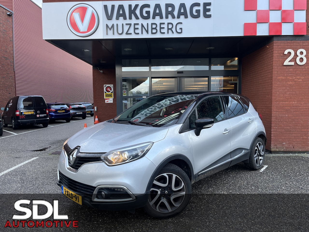 Renault Captur - 0.9 TCe Dynamique // NAVI // CLIMA // CRUISE CONTROL // KEYLESS // - AutoWereld.nl