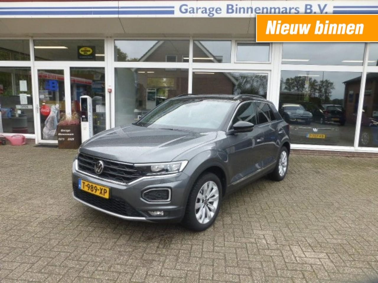 Volkswagen T-Roc - 1.5 TSI Sport 1.5 TSI Sport, Autom, Panodak, Afn. trekhaak, Camera - AutoWereld.nl
