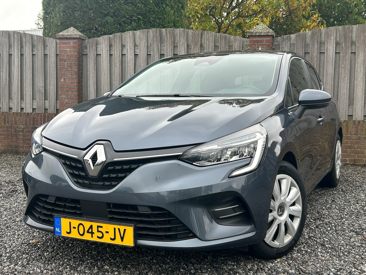 Renault Clio - 1.0 TCe Zen Renault Clio 1.0 TCe | Navigatie | Airco | Cruise Control | 2020 | - AutoWereld.nl