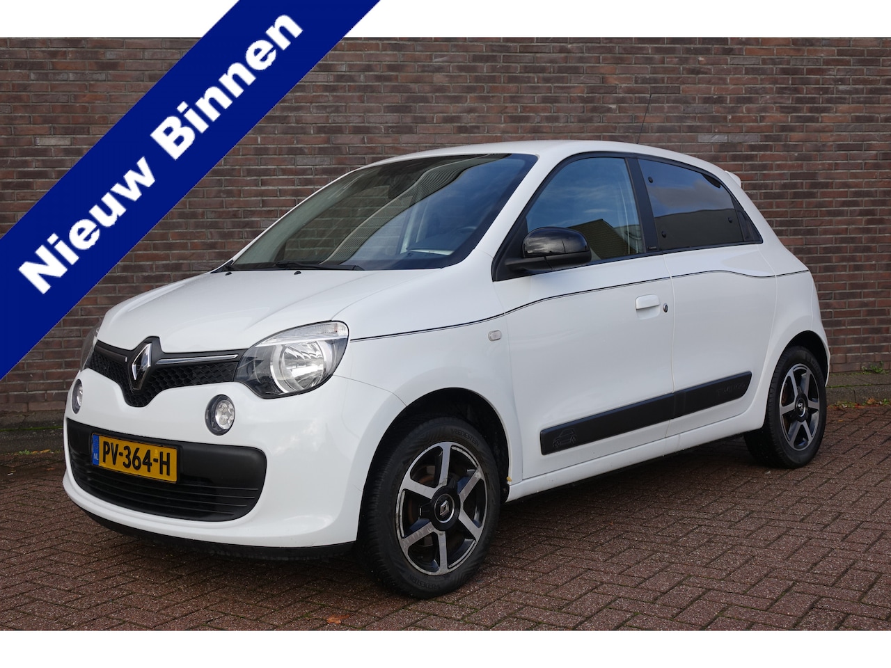 Renault Twingo - 1.0 SCe Limited Cruise control, airco, mooie frisse auto - AutoWereld.nl