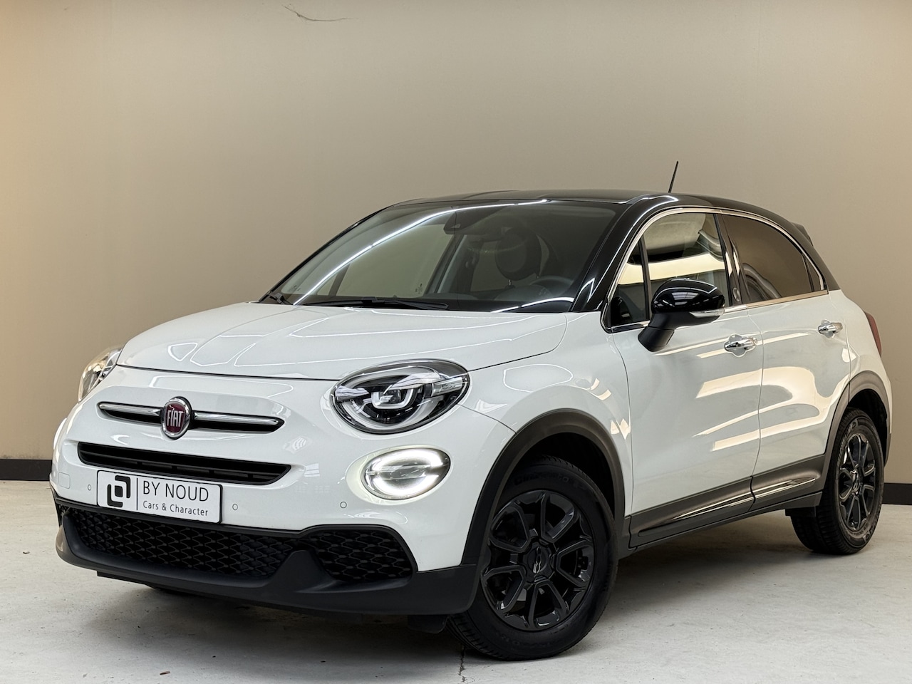 Fiat 500 X - 1.0 GSE Urban 120TH Edition 1.0 GSE Urban 120TH Edition, 120Pk, 2020, 1ste eigenaar, LED koplampen, Cruise control, Cl - AutoWereld.nl