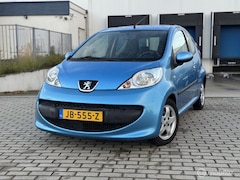 Peugeot 107 - 1.0-12V Airco , Licht metalen velgen, Elec ramen