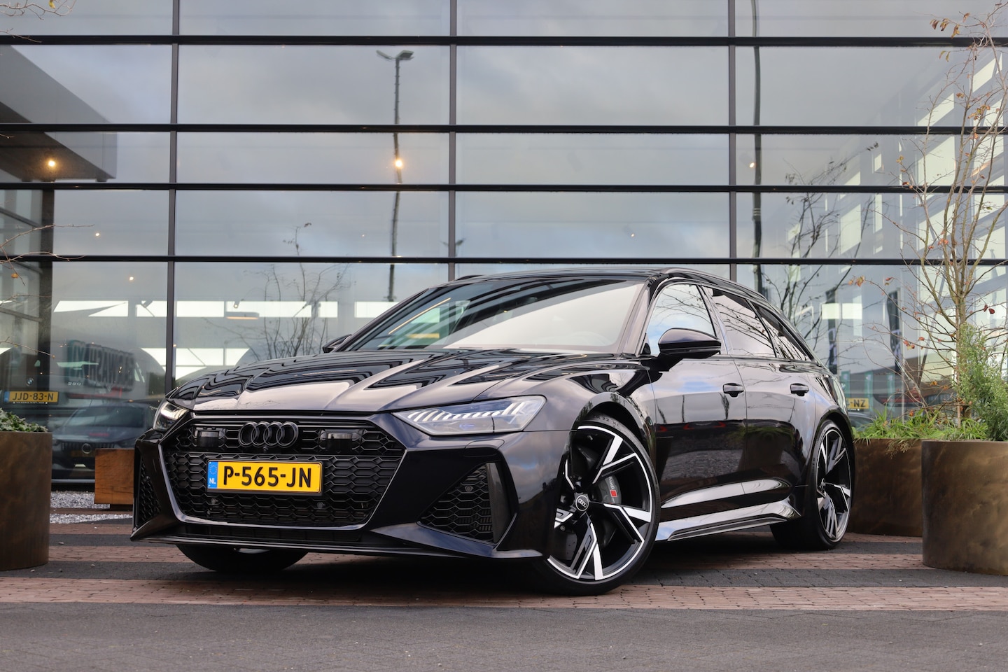Audi RS6 - 4.0 TFSi quattro | PANO | LASER | CERAMIC | 4-WS | ADAPTIVE | SOFTCLOSE | SPORT UITLAAT | - AutoWereld.nl