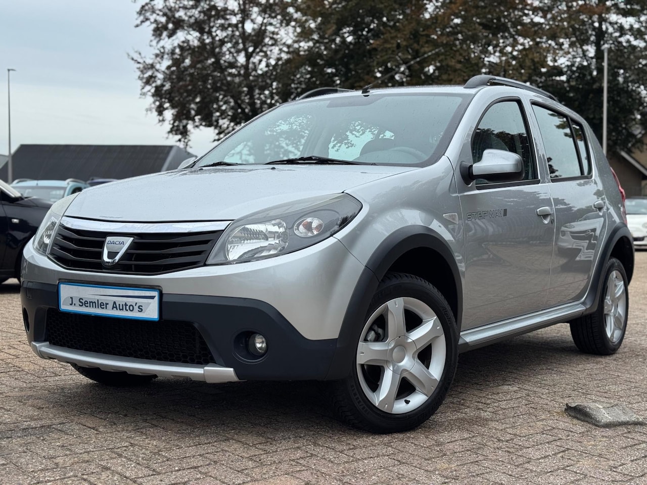 Dacia Sandero Stepway - 1.6 AIRCO EL.RAMEN NW.APK - AutoWereld.nl
