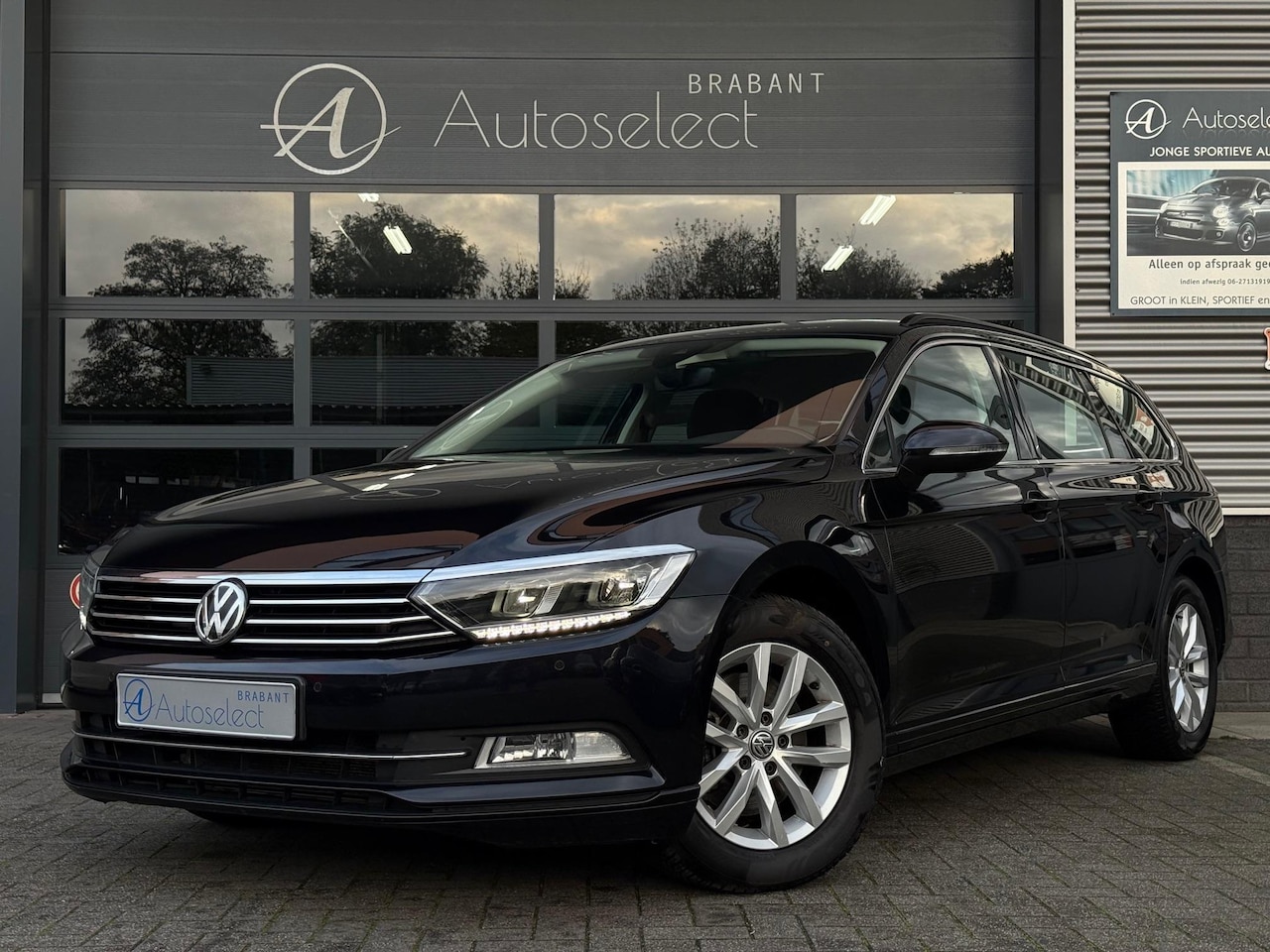 Volkswagen Passat Variant - 1.5 TSI Highline DSG Navi Camera - AutoWereld.nl