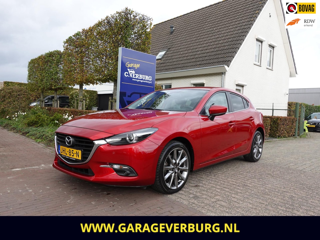 Mazda 3 - 2.0 SkyActiv-G 120 SkyLease+ (Navi,Camera,Cruise,PDC,Stoel+Stuurverwarming,Keyless,HeadupD - AutoWereld.nl