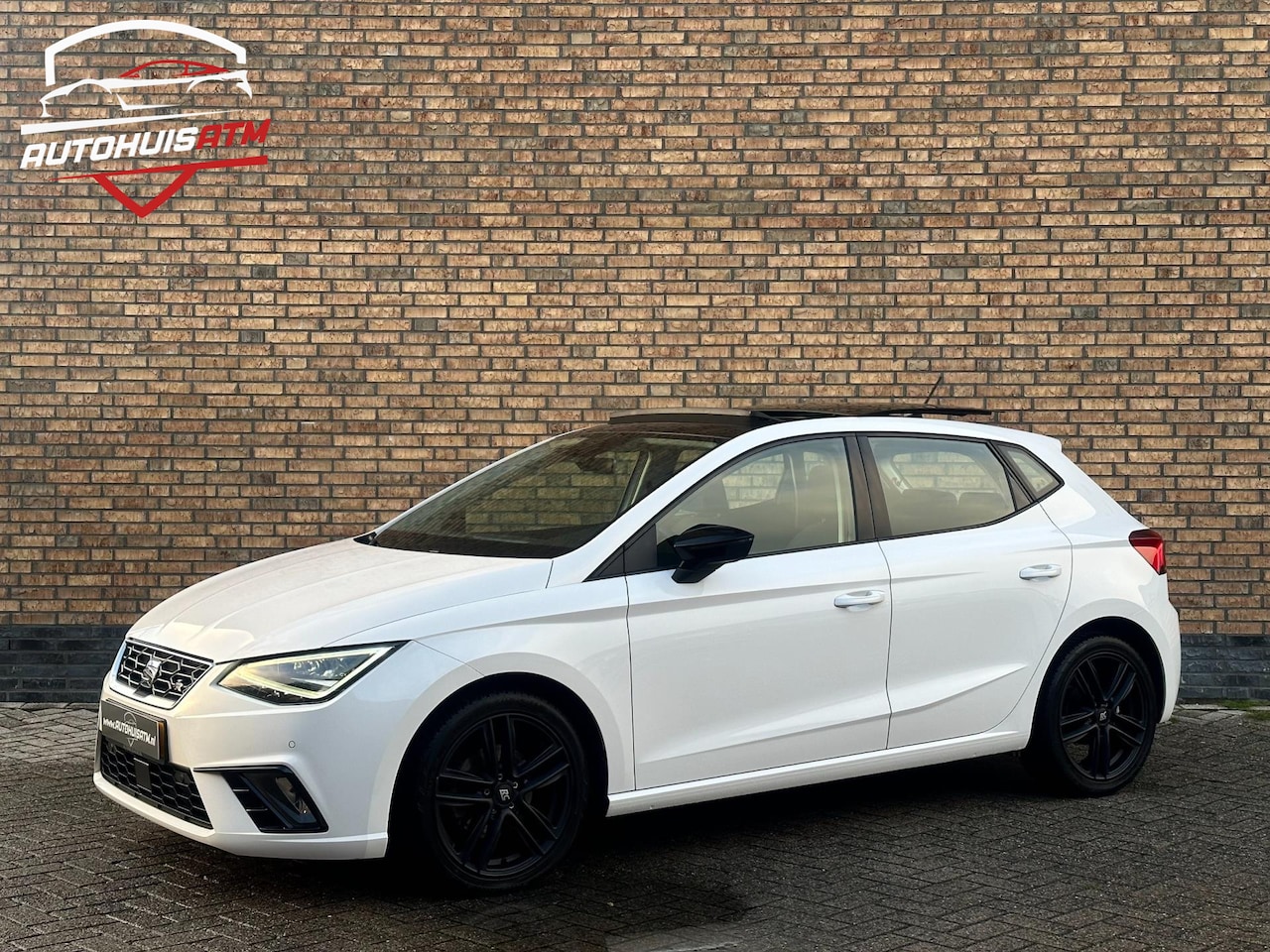 SEAT Ibiza - 1.5 TSI EVO FR 150pk Pano Acc Led Cam Trekhaak Navi Climatr - AutoWereld.nl
