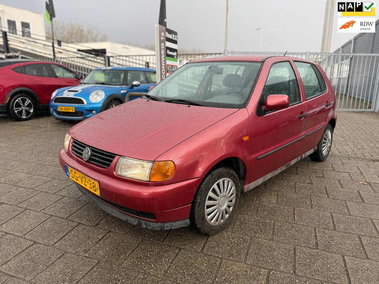 Volkswagen Polo - 1.4 | Automaat | lage kmstand | apk - AutoWereld.nl