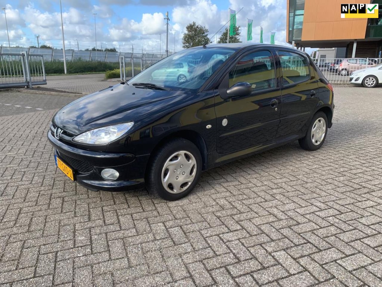 Peugeot 206 - 1.4 Génération Zwart 2008 Airco Elek ramen NAP! - AutoWereld.nl