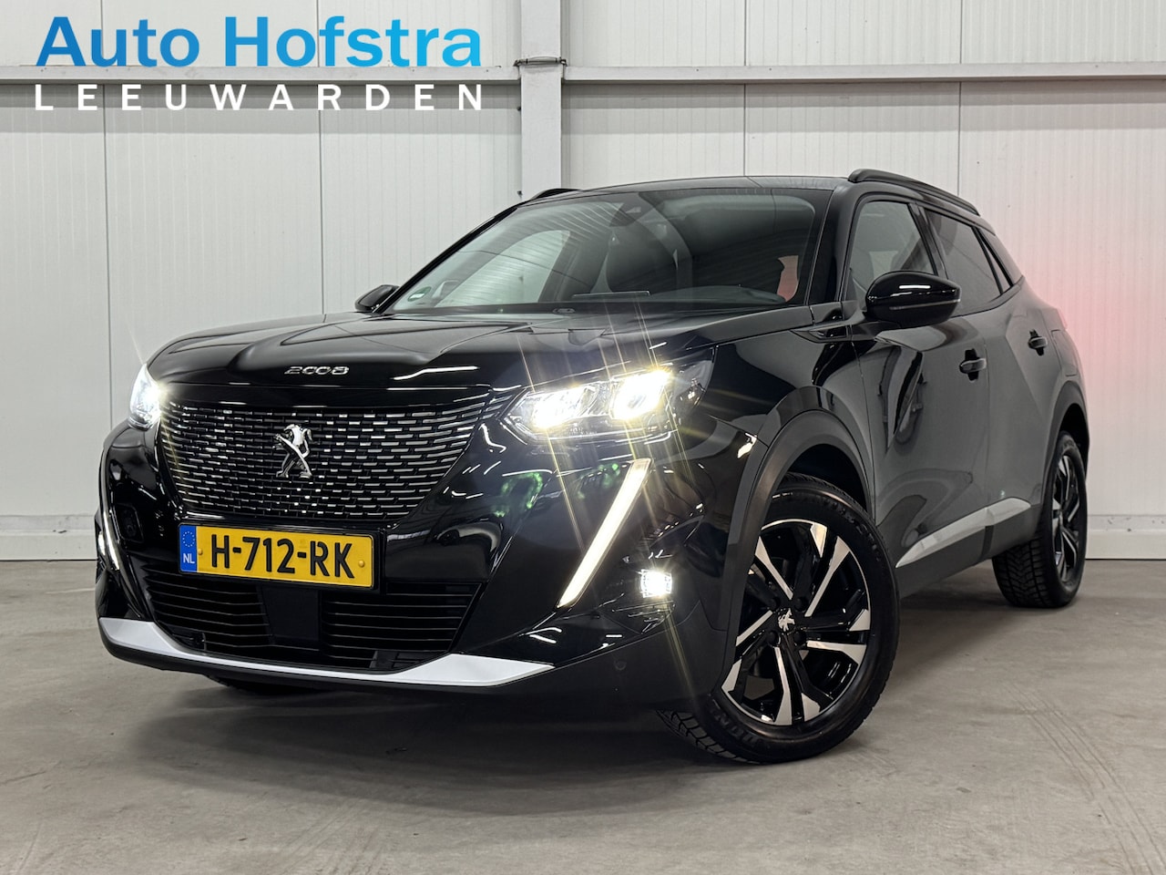 Peugeot 2008 - 1.2 PureTech Blue Lease Allure DIGI-DASH KEY-LESS CAMERA TREKHAAK - AutoWereld.nl
