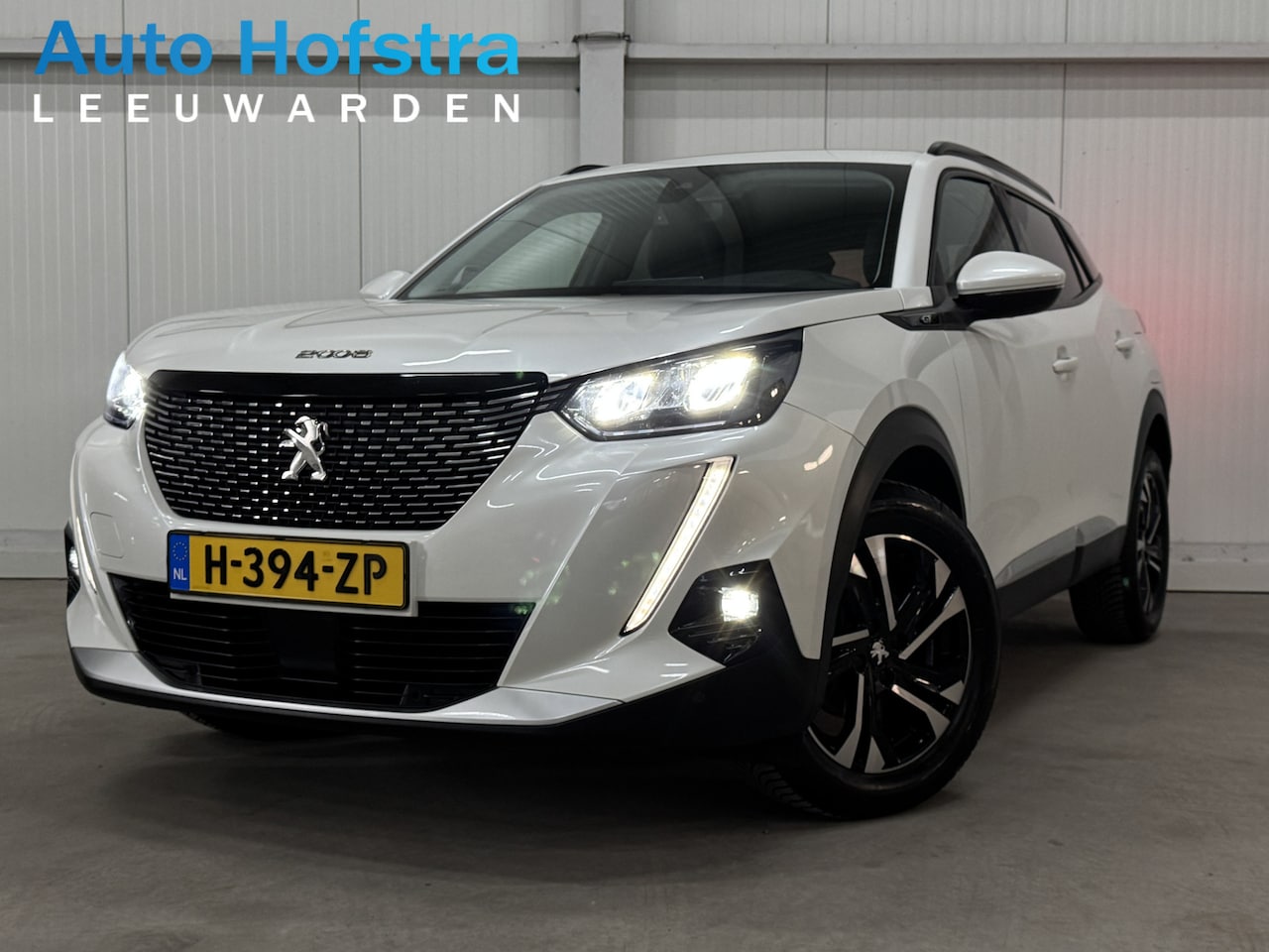 Peugeot 2008 - 1.2 PureTech Blue Lease Allure GT-LINE PARELMOER DIGI-DASH BOSE KEY-LES CAMERA TREKHAAK - AutoWereld.nl