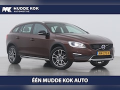 Volvo V60 Cross Country - T5 AWD Momentum | Automaat | Afn. Trekhaak | Stoelverwarming | Cruise Control | 18 Inch