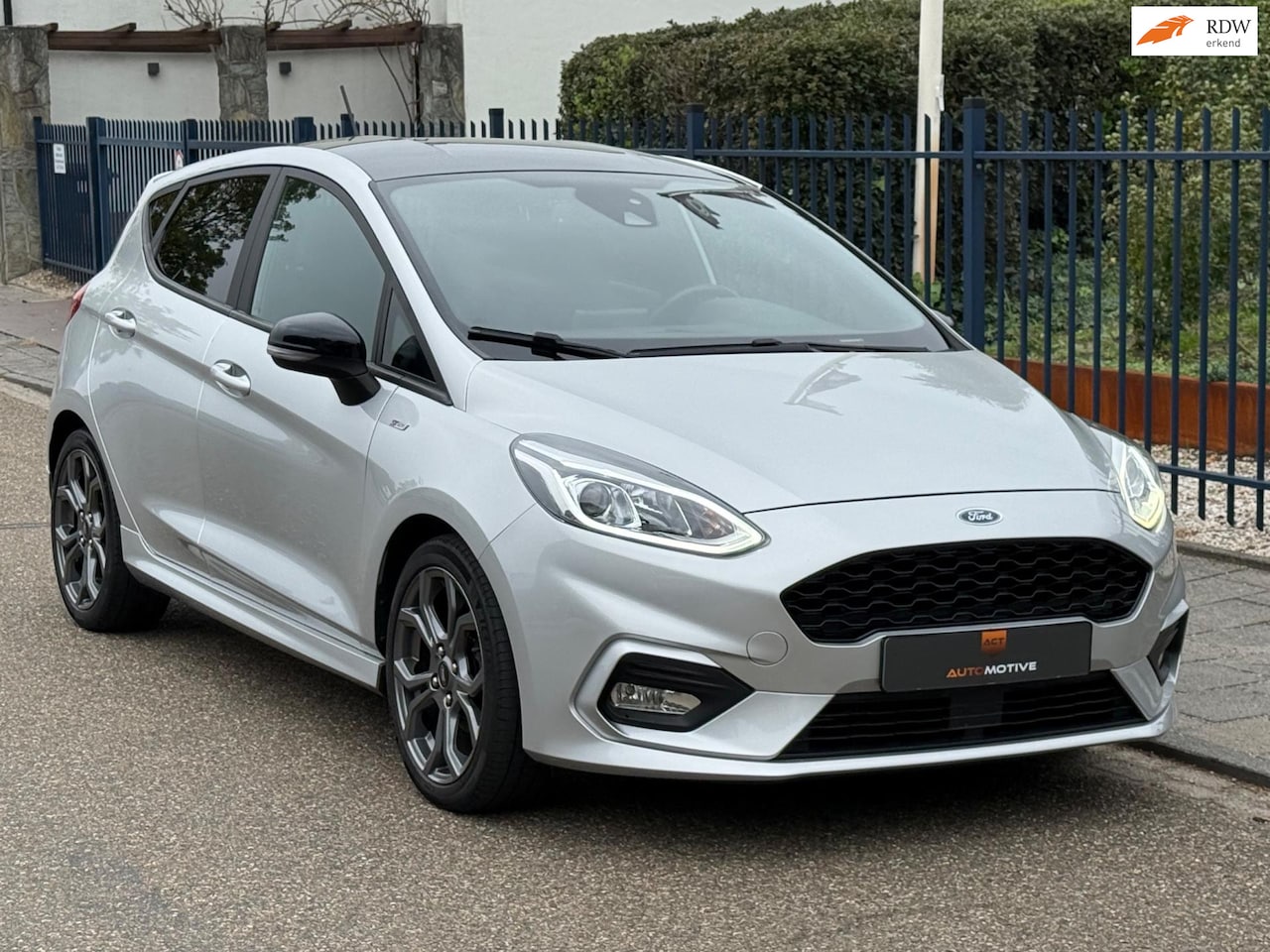 Ford Fiesta - 1.0 EcoBoost ST-Line 1.0 EcoBoost ST-Line , nieuwe riem! - AutoWereld.nl