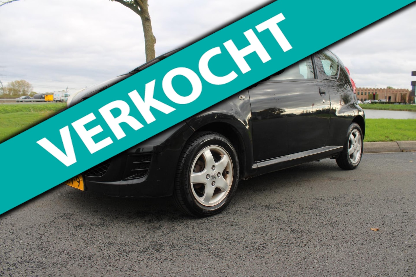 Peugeot 107 - 1.0-12V XR Airco - AutoWereld.nl