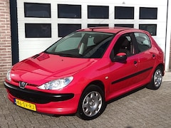 Peugeot 206 - 1.4 One-line 2005 5-Deurs