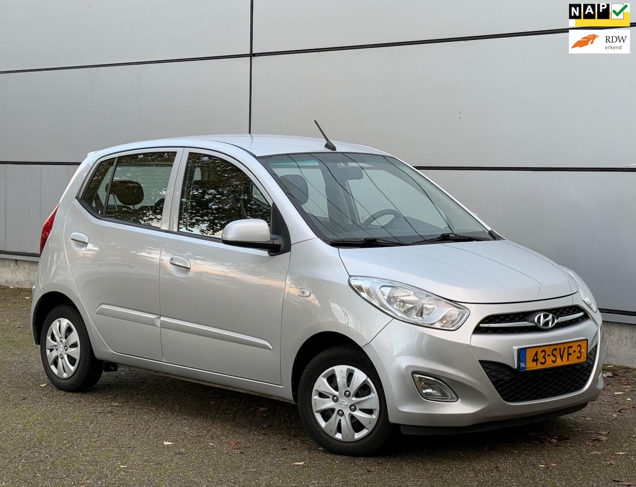 Hyundai i10 - 1.1 i-Drive Cool Airco |Electr Ramen |Nette Auto |Nap |Boekjes - AutoWereld.nl