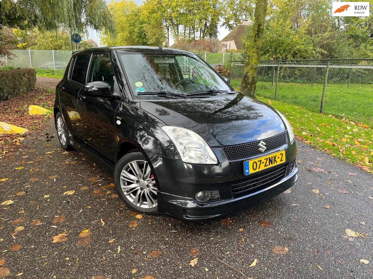 Suzuki Swift - 1.5 GLS GT+ PAKKET SPORT |RIJD SUPER | APK 26 | KEYLESS | - AutoWereld.nl