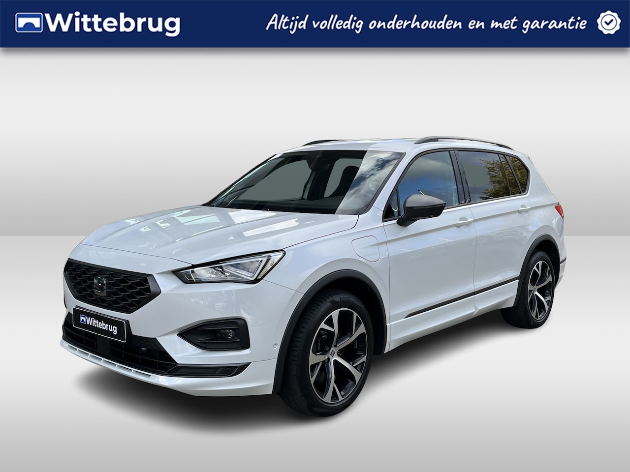 SEAT Tarraco - 1.4 TSI e-Hybrid PHEV FR Business Intense / Zwenkbare trekhaak / achteruitrij camera / 19' - AutoWereld.nl