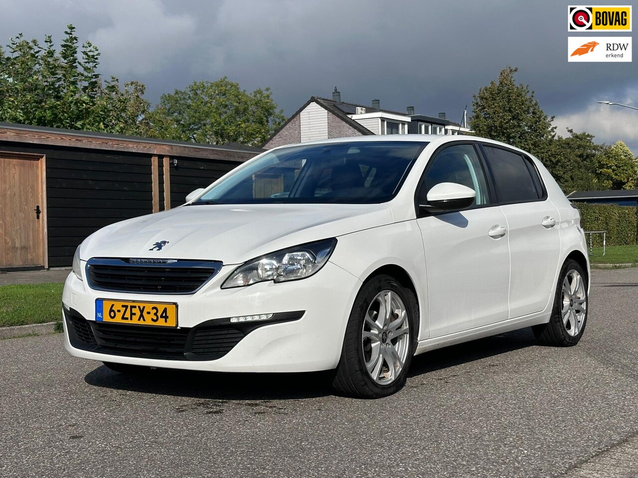 Peugeot 308 - 1.2 PureTech Blue Lease Cruise*Airco*Dealer onderhouden*LM velgen*Distributieriem VV*24-10 - AutoWereld.nl