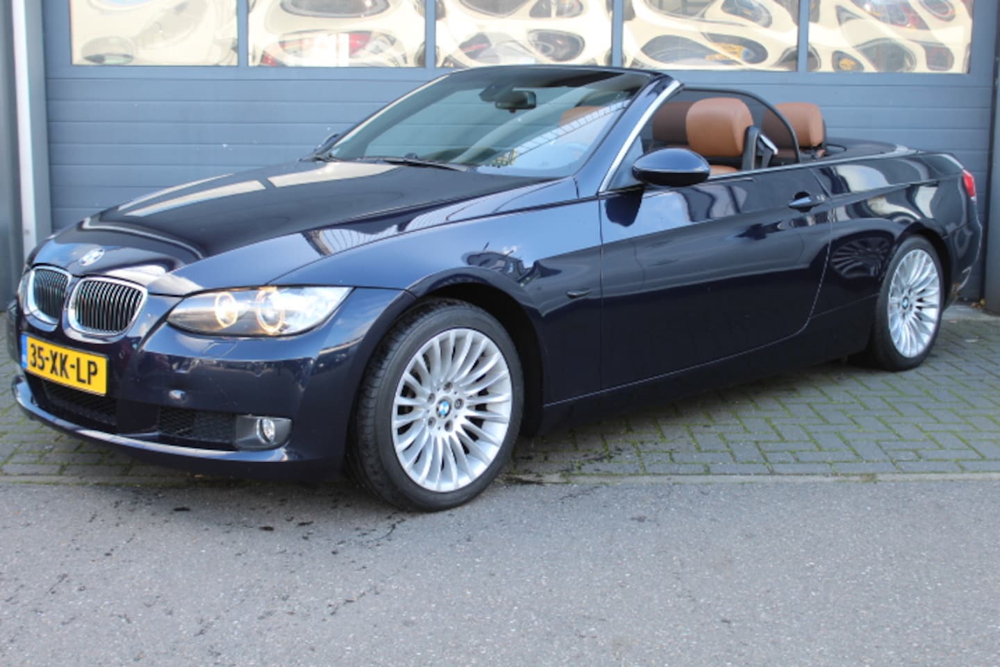 BMW 3-serie Cabrio - 325i 3.0 6 Cil. 218 PK Aut. M-Sport NL Auto Sportstoelen - AutoWereld.nl