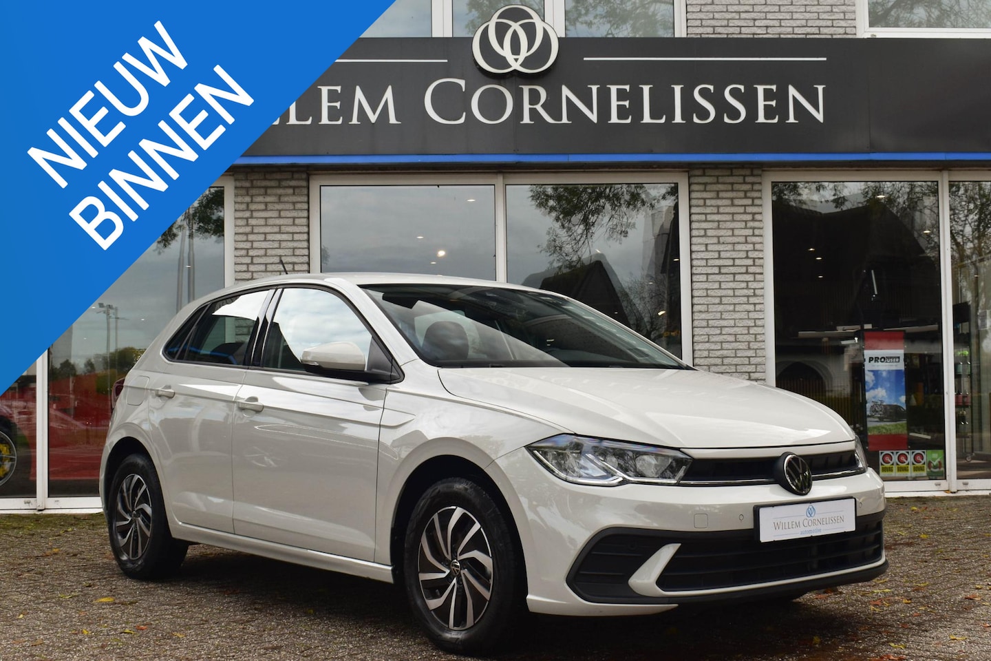Volkswagen Polo - 1.0 TSI Life Business Navi Stoelverw Camera ACC - AutoWereld.nl