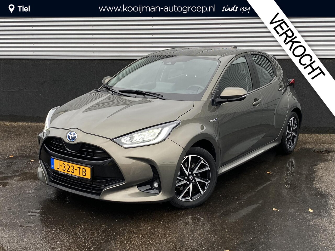 Toyota Yaris - 1.5 Hybrid First Edition Navigatie, 1e eign. Nieuw geleverd en dealeronderhouden, Smart Ke - AutoWereld.nl