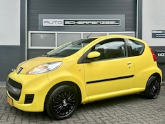 Peugeot 107 - 1.0-12V XS | NAVI I CARPLAY I AIRCO | 83dkm | NAP | ZUINIG |