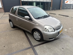 Toyota Yaris - 1.3 VVT-i Terra