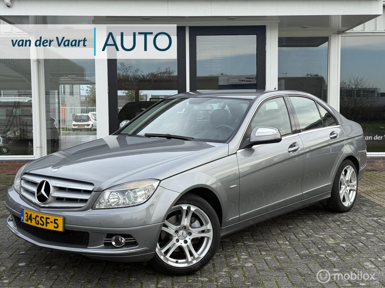 Mercedes-Benz C-klasse - 180 K Avantgarde / Half leder / Trekhaak - AutoWereld.nl