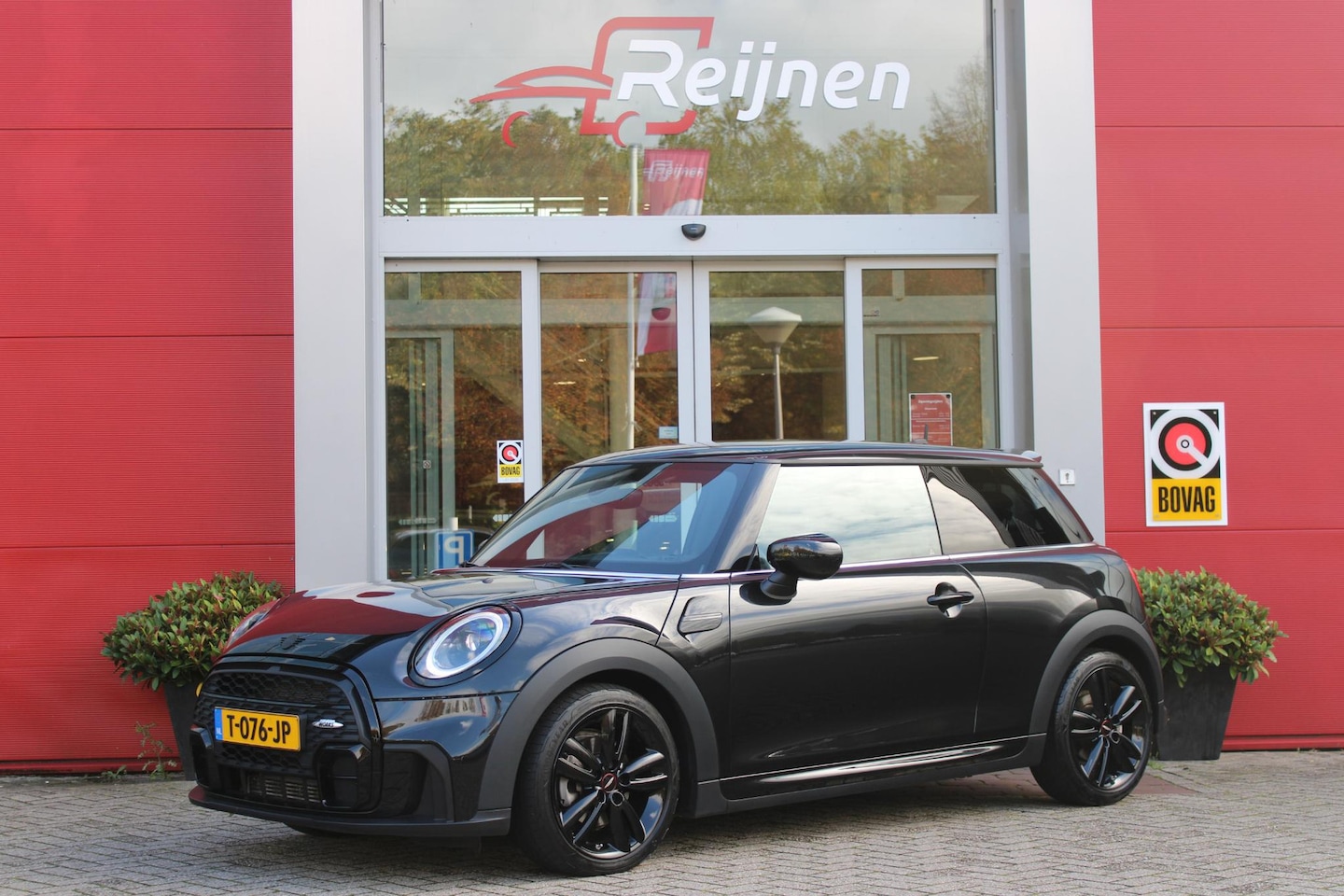 MINI Cooper - Mini 1.5 136PK JOHN COOPER WORKS RESOLUTE ED. | AUTOMAAT | NAVIGATIE 8,8'' | DRAADLOOS APP - AutoWereld.nl