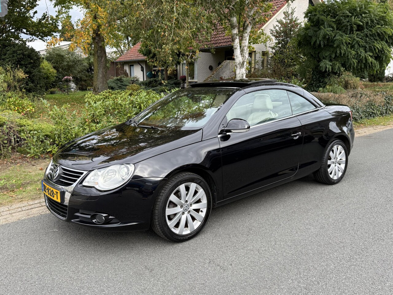 Volkswagen Eos - 2.0-16v FSI 150PK Leder•Navi - AutoWereld.nl