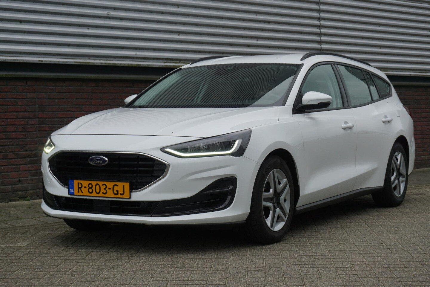 Ford Focus Wagon - 1.0 EcoBoost 125PK Hybrid Connected/Comfortstoel/ Trekhaak afneembaar. - AutoWereld.nl