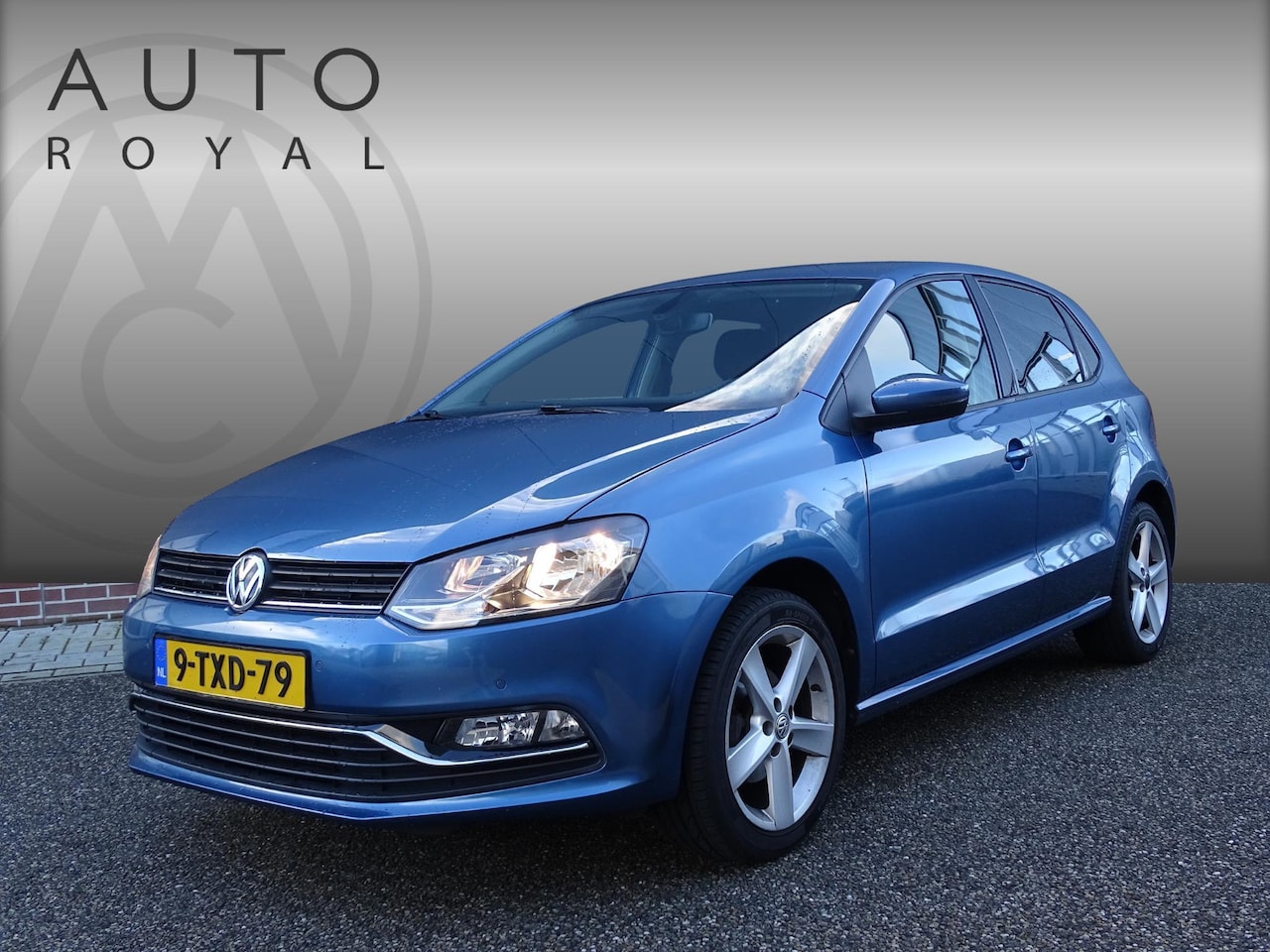 Volkswagen Polo - 1.2 TSI Highline AUTOMAAT| NAVIGATIE| MULTIMEDIA| APPLE CAR PLAY| AIRCO/ECC| CRUISECONTROL - AutoWereld.nl