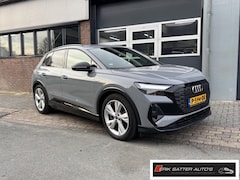 Audi Q4 e-tron - 40 Launch edition S Competition 77 kWh trekhaak inklapbaar |Warmtepomp | PDC V+A | voorver