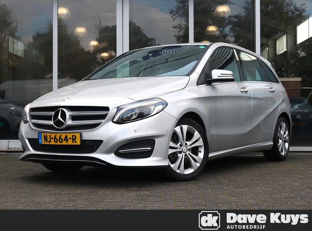 Mercedes-Benz B-klasse - 180 Ambition | Trekhaak - AutoWereld.nl