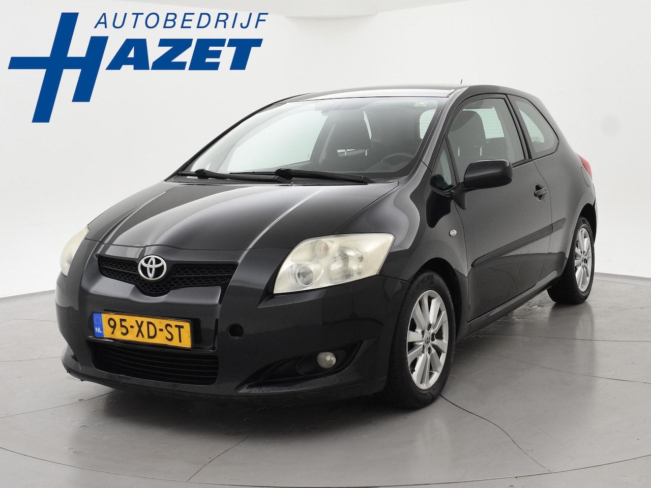 Toyota Auris - 2.0 D-4D DIESEL 3-DEURS LUNA + TREKHAAK | CLIMATE | CRUISE CONTROL - AutoWereld.nl