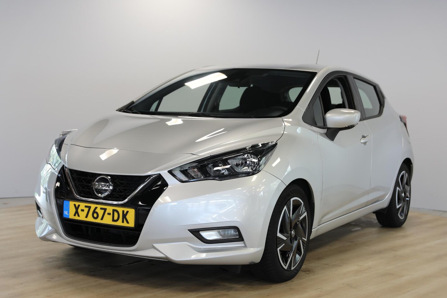 Nissan Micra - 1.0 IG-T N-Design | Automaat | Trekhaak | Apple Carplay - AutoWereld.nl