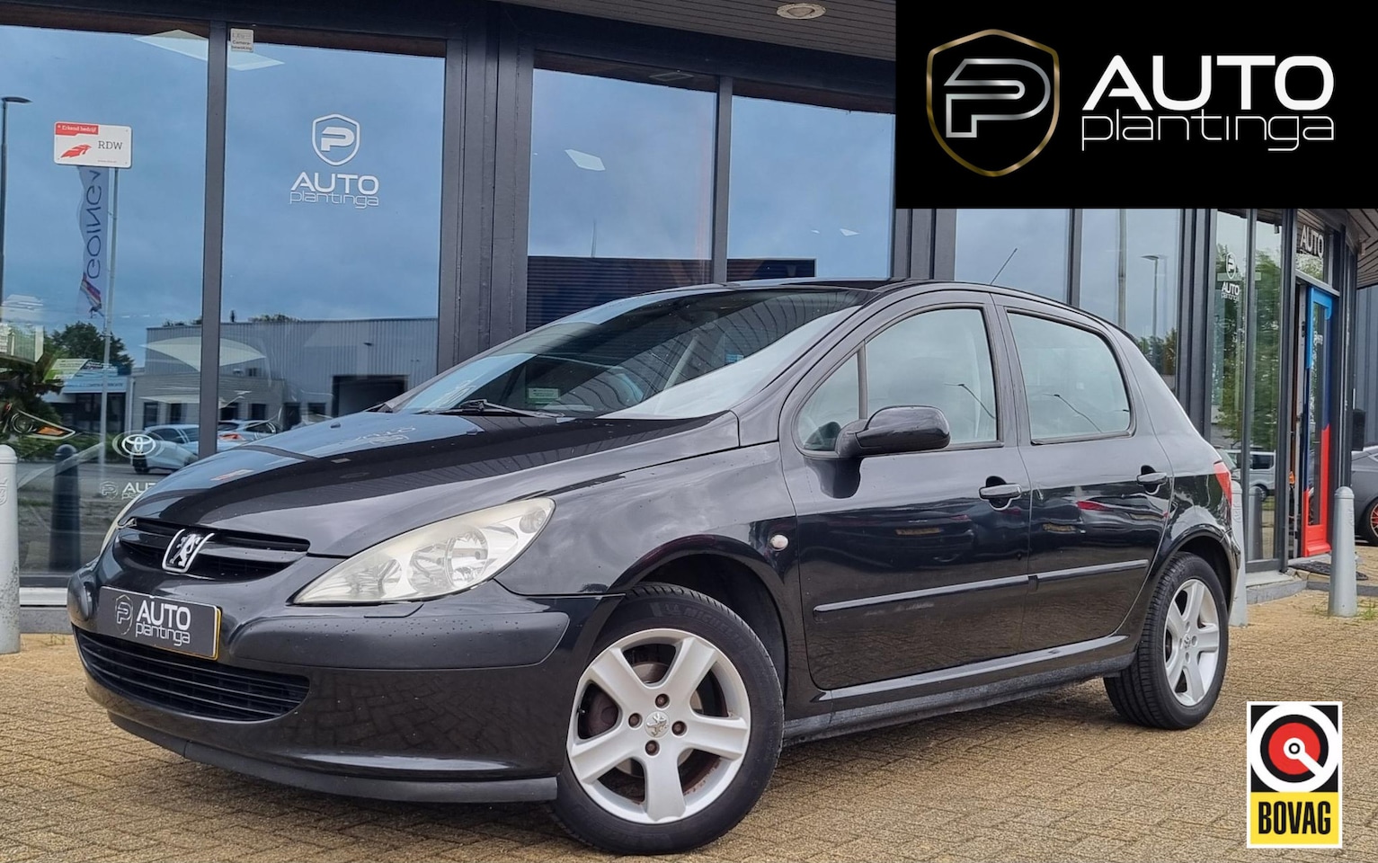 Peugeot 307 - 1.6-16V Gentry Inruilkoopje nu voor €1345 | Trekhaak | Stoelverwarming | Leer | APK tot 14 - AutoWereld.nl