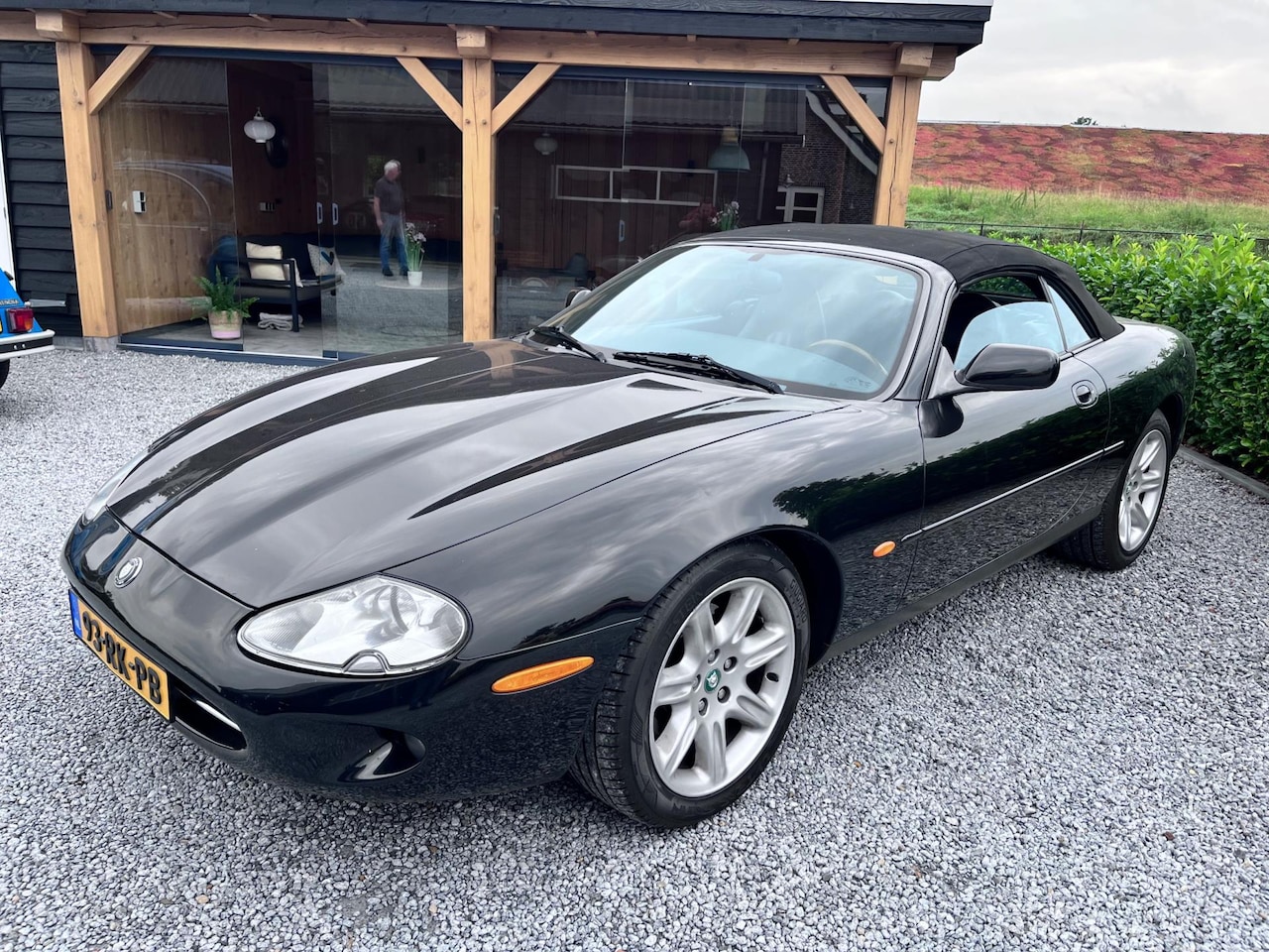 Jaguar XK8 - 4.0 V8 Convertible 4.0 V8 Convertible - AutoWereld.nl