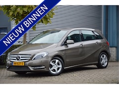 Mercedes-Benz B-klasse - 180 AMBITION | AUTOMAAT | XENON | NAVI | TREKHAAK | CRUISE | AIRCO | ENZ