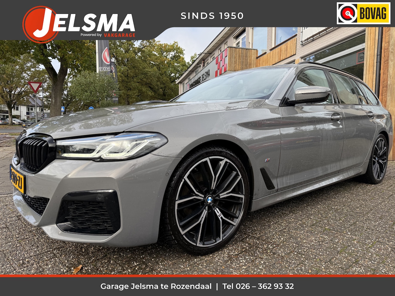 BMW 5-serie Touring - 520i LCi Aut. M-Sport, Trekhaak | Sport-leder | Navi+ - AutoWereld.nl