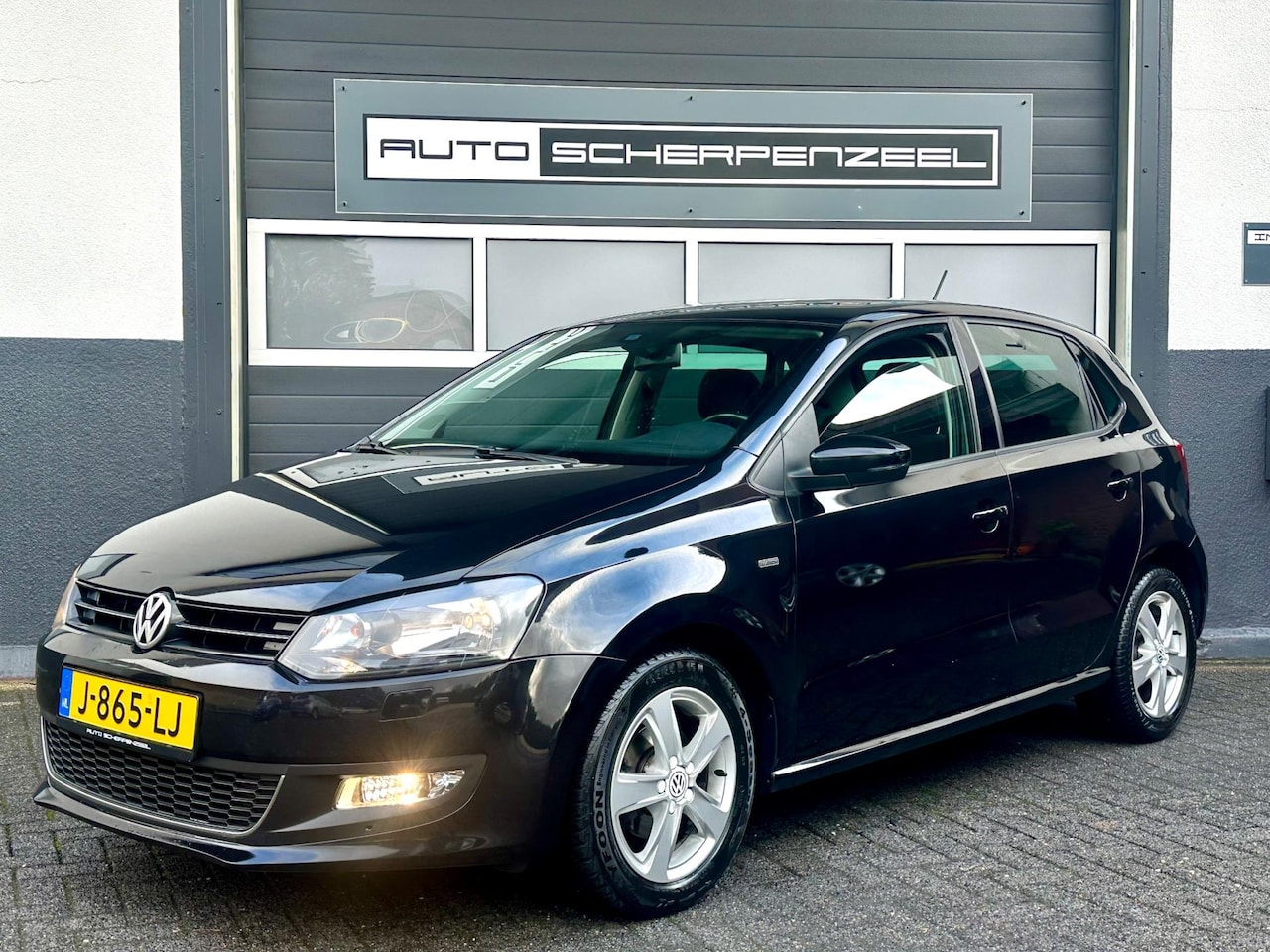 Volkswagen Polo - 1.2 TSI Comfortline I AIRCO I CRUISE I NAVIGATIE I ZUINIG - AutoWereld.nl