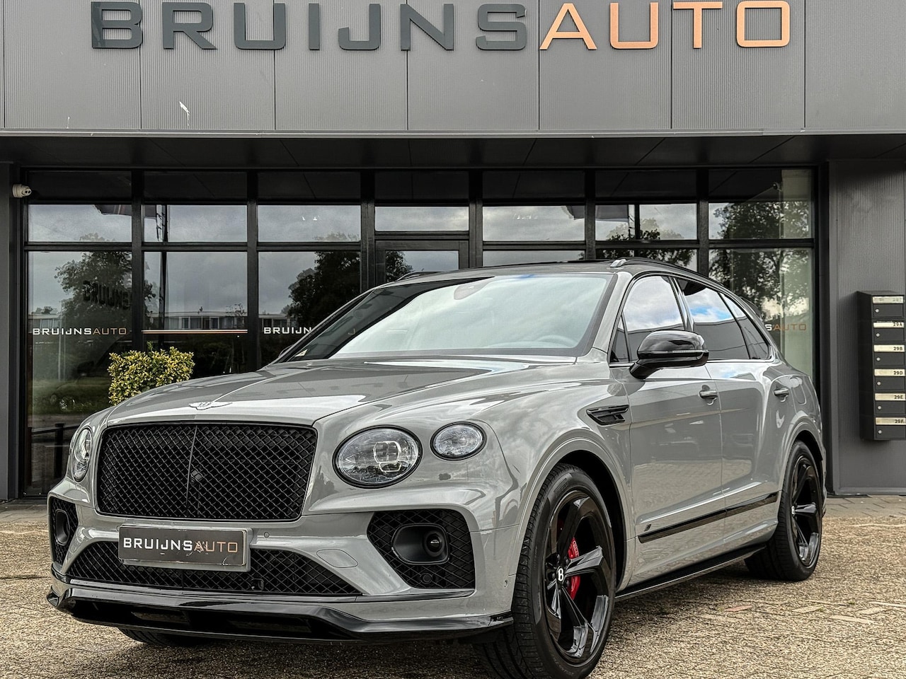 Bentley Bentayga - 4.0 V8 S|Carbon Exterieur&Interieur|Naim|Cambrain| - AutoWereld.nl