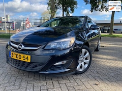 Opel Astra Sports Tourer - 1.4 Turbo Business + Navi Cruise Tel Trekhaak