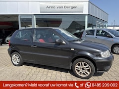 Volkswagen Polo - 1.4-16V Trendline, nieuwe APK