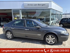 Renault Laguna - 2.0-16V Business, climatronic, cruisecontrol, pdc, trekhaak, navigatie, schuif-/kanteldak,