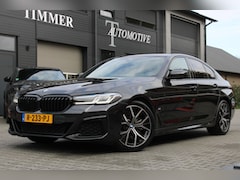 BMW 5-serie - 520i Business Edition Plus M-Sport - Schuif kanteldak - Laserlight - 19 inch Goed onderhou
