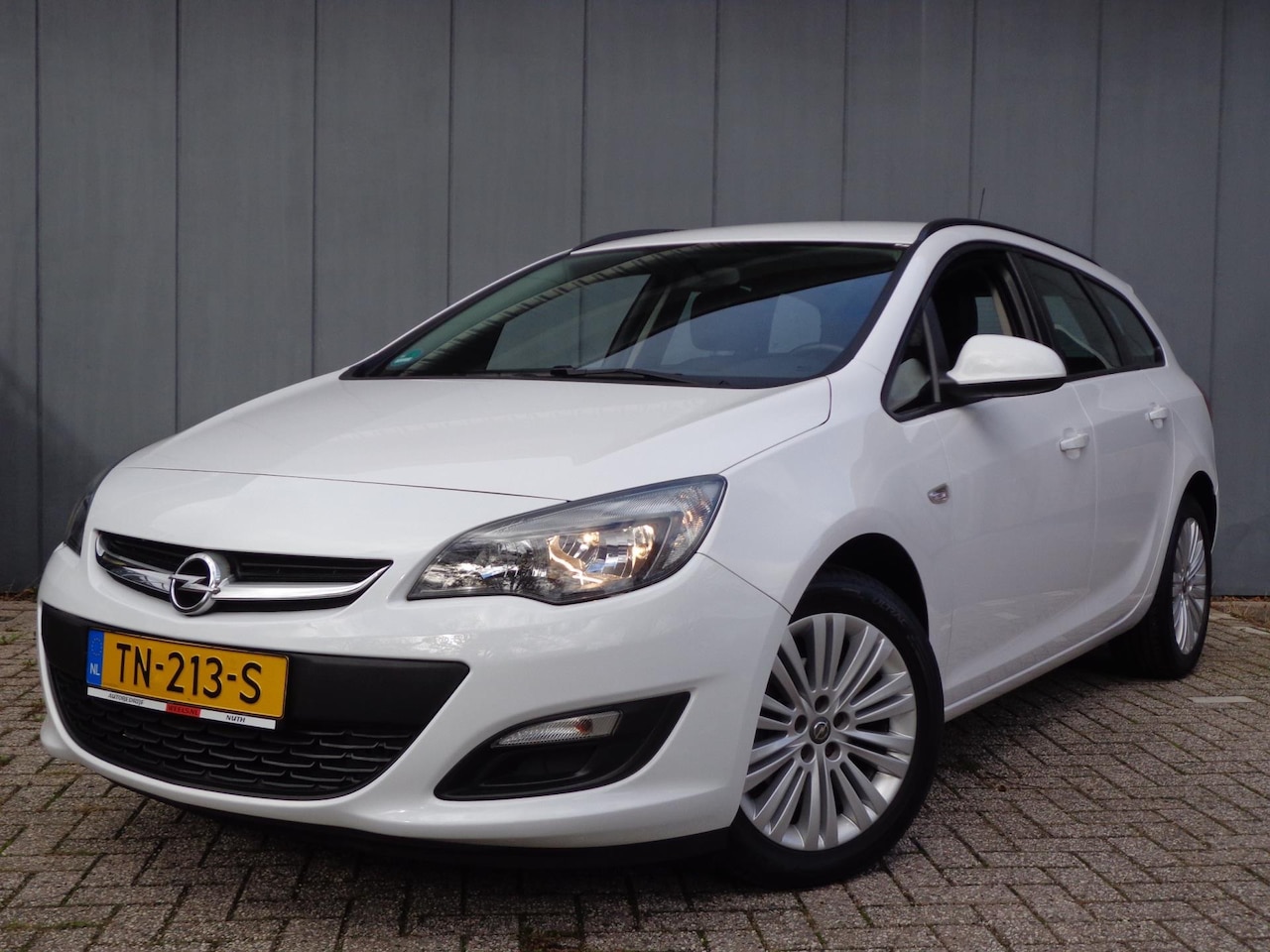 Opel Astra Sports Tourer - 1.6i 16V Onderh.boekje - AutoWereld.nl